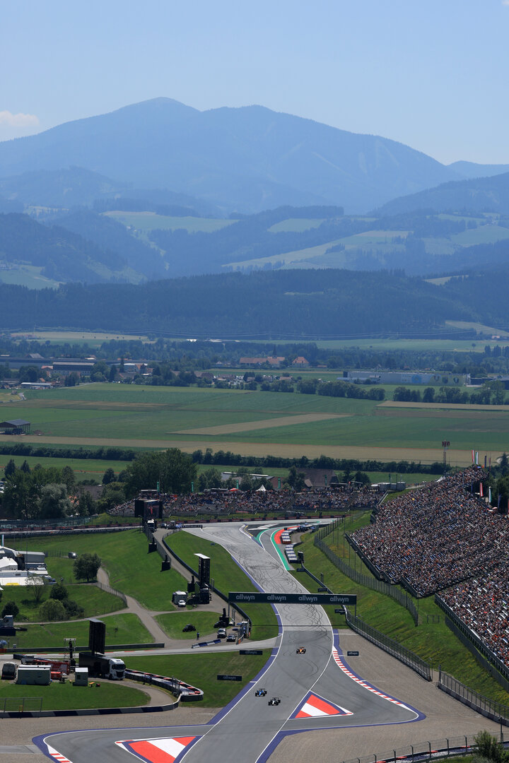 GP AUSTRIA, George Russell (GBR) Mercedes AMG Formula One Team W17.
27.06.2026. Formula 1 World Championship, Rd 8, Austrian Grand Prix, Spielberg, Austria, Qualifiche Day.
- www.xpbimages.com, EMail: requests@xpbimages.com © Copyright: Moy / XPB Images
