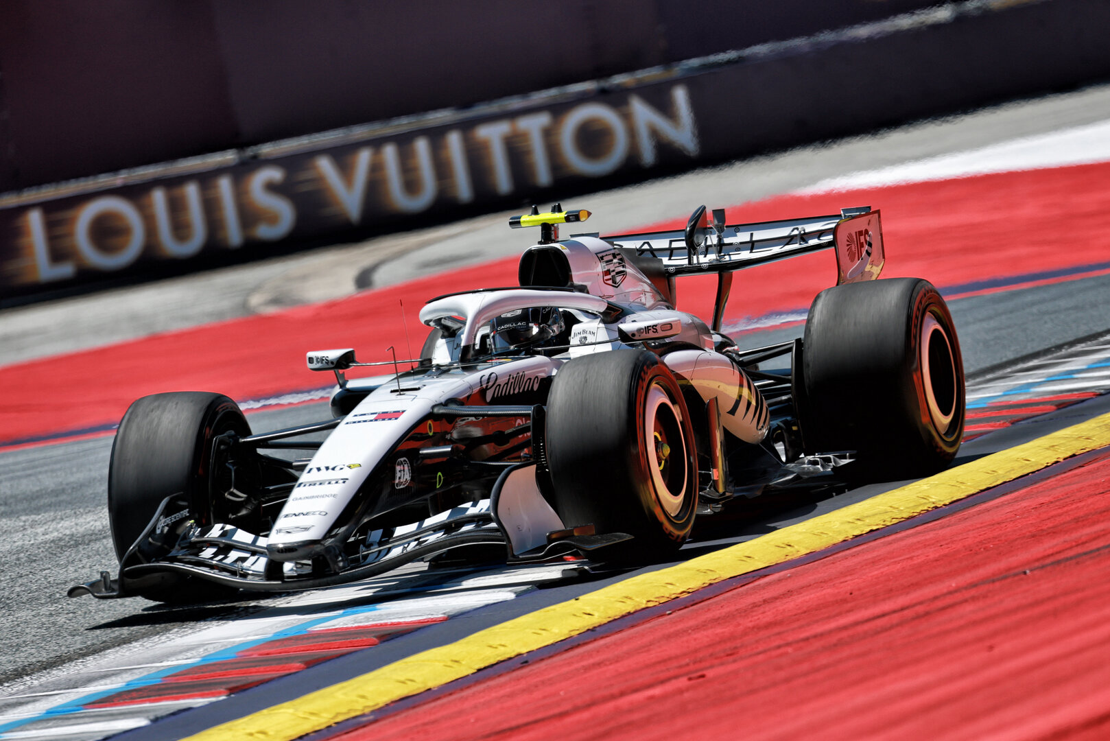 GP AUSTRIA, Valtteri Bottas (FIN) Cadillac Formula 1 Team MAC-26.
27.06.2026. Formula 1 World Championship, Rd 8, Austrian Grand Prix, Spielberg, Austria, Qualifiche Day.
- www.xpbimages.com, EMail: requests@xpbimages.com © Copyright: Moy / XPB Images