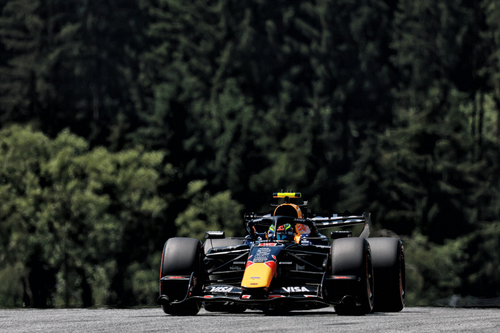 GP AUSTRIA, Isack Hadjar (FRA) Red Bull Racing RB22.
27.06.2026. Formula 1 World Championship, Rd 8, Austrian Grand Prix, Spielberg, Austria, Qualifiche Day.
- www.xpbimages.com, EMail: requests@xpbimages.com © Copyright: Moy / XPB Images