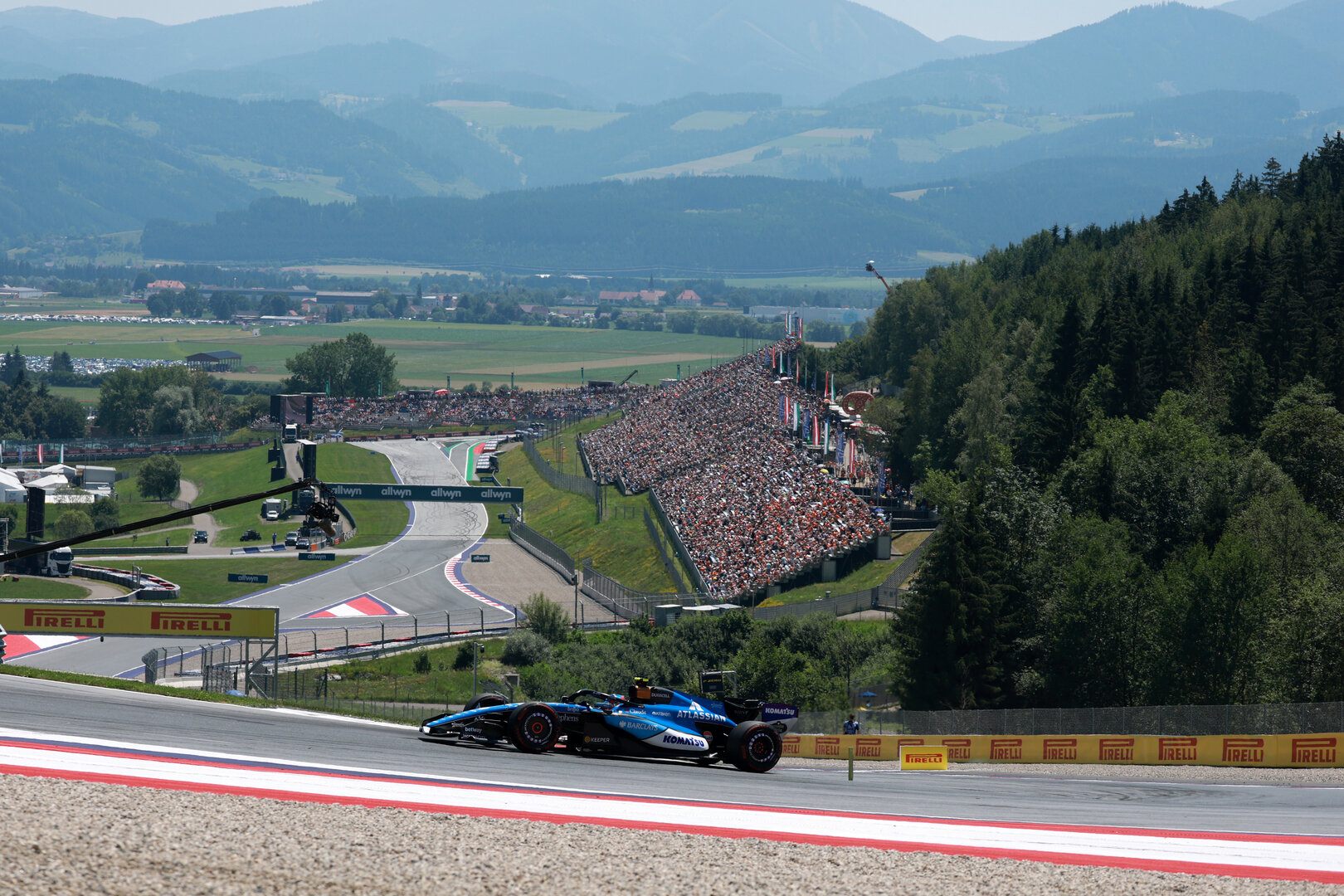 GP AUSTRIA, Carlos Sainz (ESP) Williams F1 Team FW48.
27.06.2026. Formula 1 World Championship, Rd 8, Austrian Grand Prix, Spielberg, Austria, Qualifiche Day.
- www.xpbimages.com, EMail: requests@xpbimages.com © Copyright: Moy / XPB Images