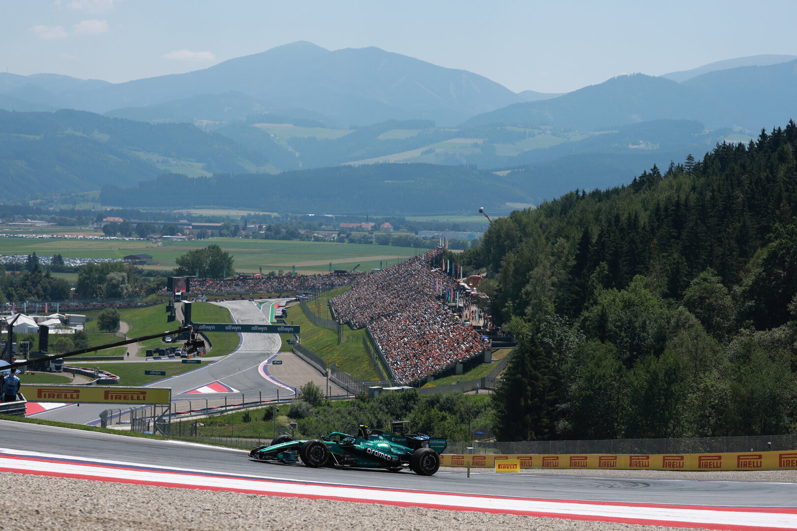 GP AUSTRIA, Fernando Alonso (ESP) Aston Martin F1 Team AMR26.
27.06.2026. Formula 1 World Championship, Rd 8, Austrian Grand Prix, Spielberg, Austria, Qualifiche Day.
- www.xpbimages.com, EMail: requests@xpbimages.com © Copyright: Moy / XPB Images