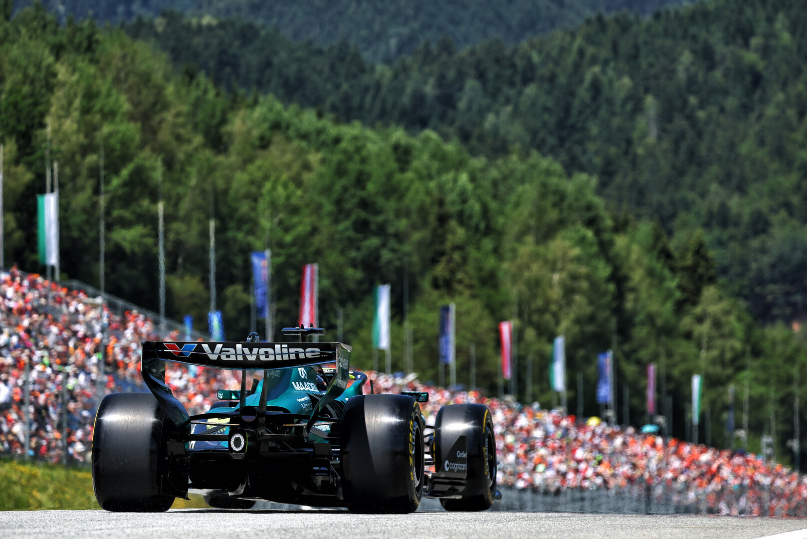 GP AUSTRIA, Lance Stroll (CDN) Aston Martin F1 Team AMR26.
27.06.2026. Formula 1 World Championship, Rd 8, Austrian Grand Prix, Spielberg, Austria, Qualifiche Day.
- www.xpbimages.com, EMail: requests@xpbimages.com © Copyright: Bearne / XPB Images