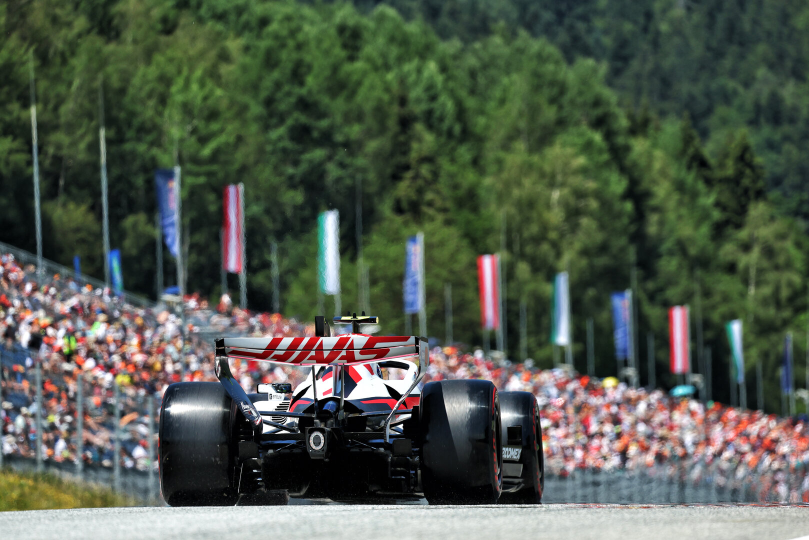 GP AUSTRIA, Oliver Bearman (GBR) Haas F1 Team VF-26.
27.06.2026. Formula 1 World Championship, Rd 8, Austrian Grand Prix, Spielberg, Austria, Qualifiche Day.
- www.xpbimages.com, EMail: requests@xpbimages.com © Copyright: Bearne / XPB Images