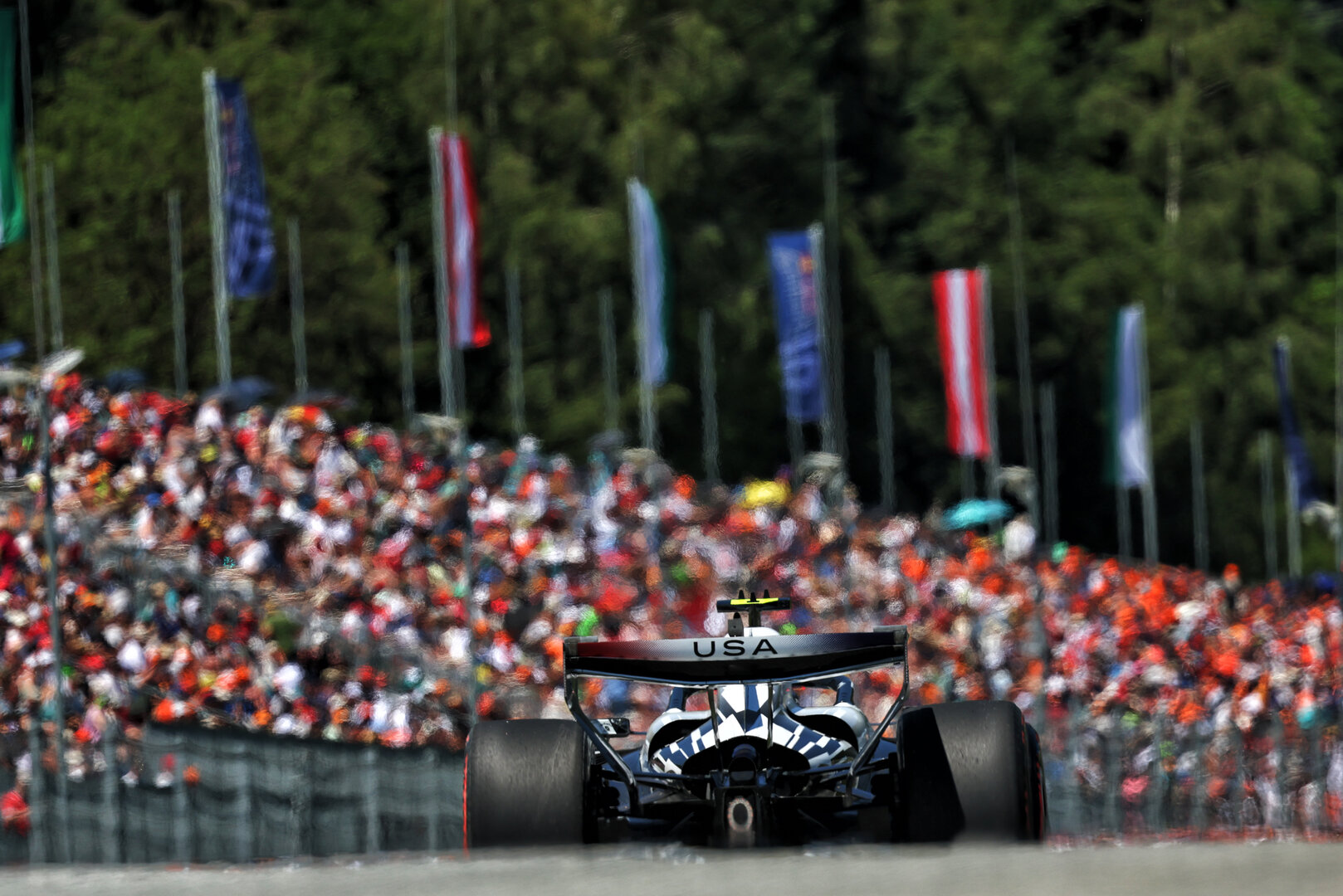 GP AUSTRIA, Valtteri Bottas (FIN) Cadillac Formula 1 Team MAC-26.
27.06.2026. Formula 1 World Championship, Rd 8, Austrian Grand Prix, Spielberg, Austria, Qualifiche Day.
- www.xpbimages.com, EMail: requests@xpbimages.com © Copyright: Bearne / XPB Images