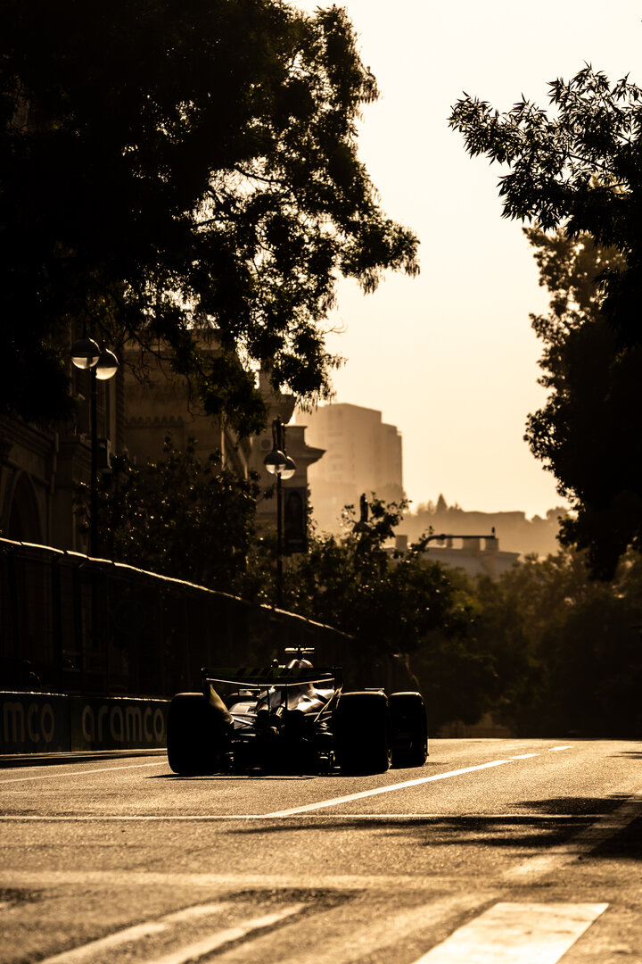 GP AZERBAIJAN, Oliver Bearman (GBR) Haas F1 Team VF-26.
24.09.2026. Formula One World Championship, Rd 15, Azerbaijan Grand Prix, Baku, Azerbaijan, Practice Day.
- www.xpbimages.com, EMail: requests@xpbimages.com © Copyright: Bearne / XPB Images