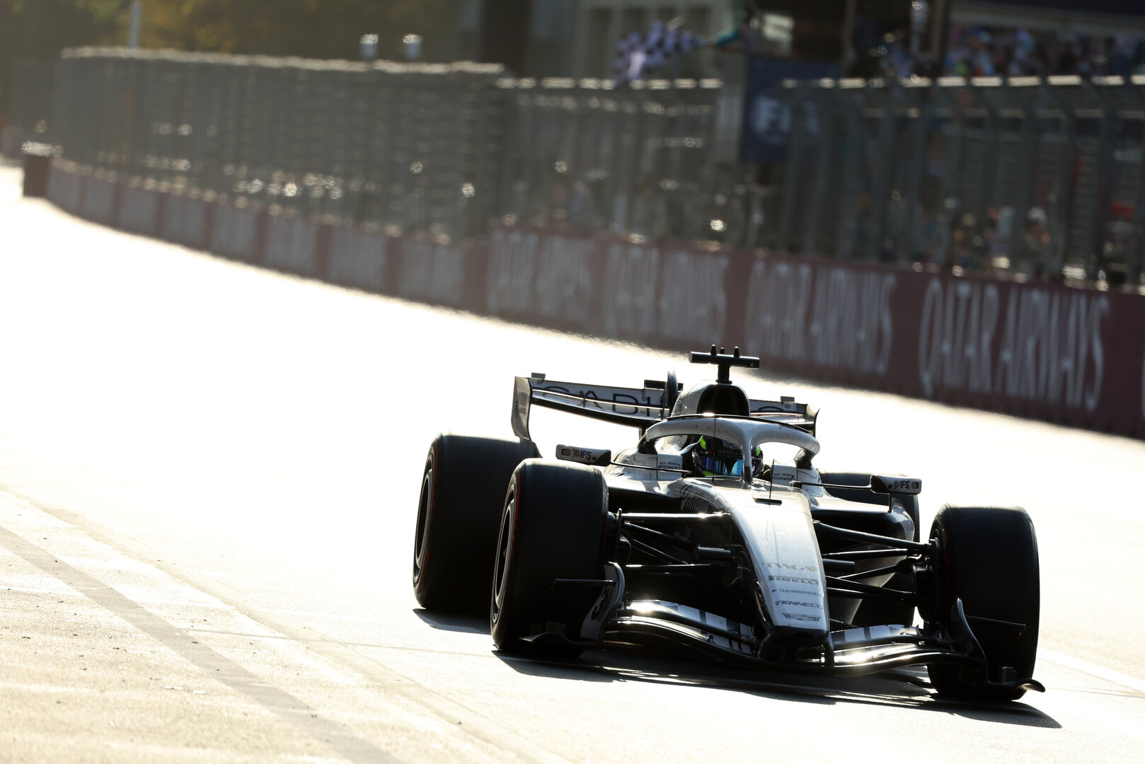 GP AZERBAIJAN, Sergio Perez (MEX) Cadillac Formula 1 Team MAC-26 at the end of the race.
26.09.2026. Formula One World Championship, Rd 15, Azerbaijan Grand Prix, Baku, Azerbaijan, Gara Day.
 - www.xpbimages.com, EMail: requests@xpbimages.com © Copyright:  Rew / XPB Images
