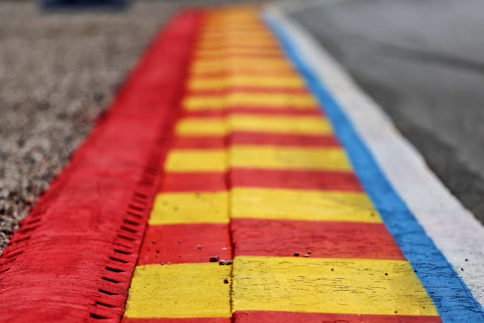 GP BELGIO, Circuit Atmosfera - kerb detail.
16.07.2026. Formula 1 World Championship, Rd 10, Belgian Grand Prix, Spa Francorchamps, Belgium, Preparation Day.
- www.xpbimages.com, EMail: requests@xpbimages.com © Copyright: Batchelor / XPB Images