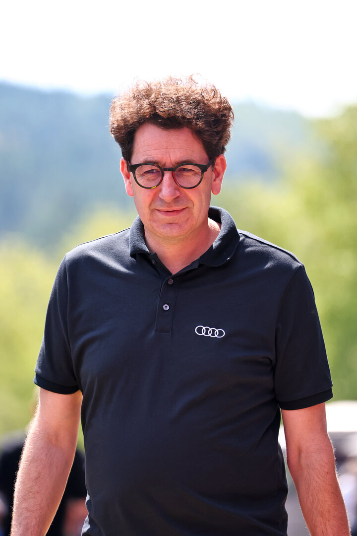 GP BELGIO, Mattia Binotto (ITA) Audi F1 Team Motorsport Chief Operating e Chief Technical Officer.
16.07.2026. Formula 1 World Championship, Rd 10, Belgian Grand Prix, Spa Francorchamps, Belgium, Preparation Day.
- www.xpbimages.com, EMail: requests@xpbimages.com © Copyright: Bearne / XPB Images