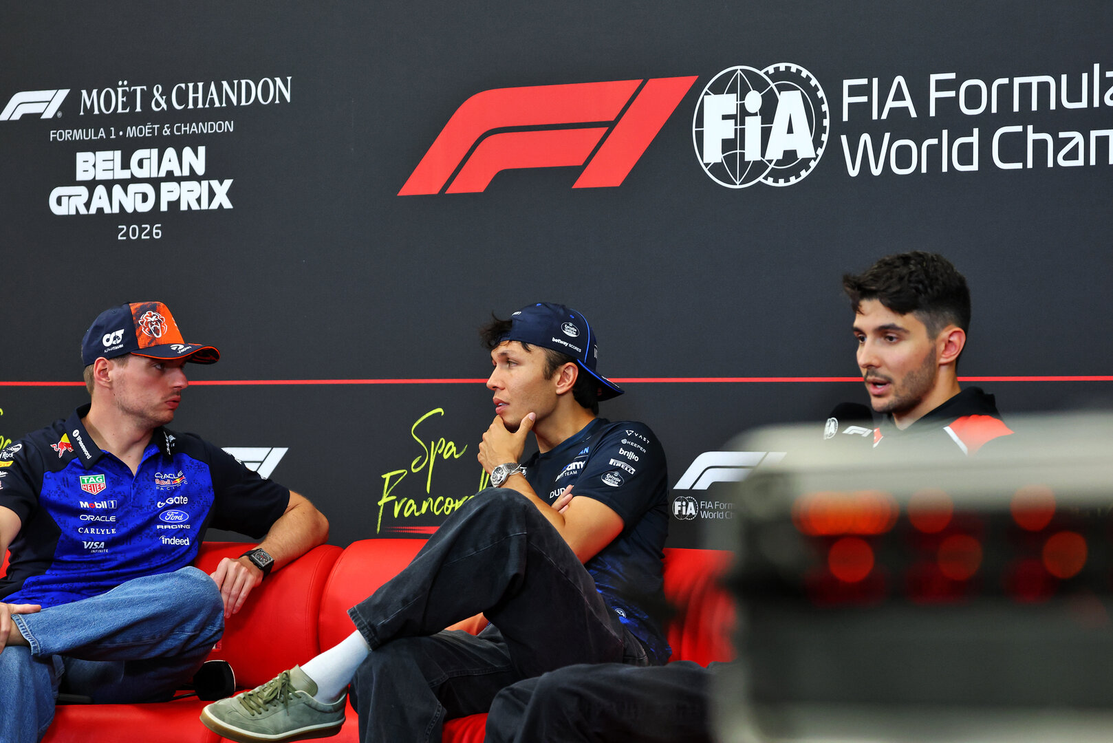 GP BELGIO, (L to R): Max Verstappen (NLD) Red Bull Racing; Alexander Albon (THA) Williams F1 Team; e Esteban Ocon (FRA) Haas F1 Team in the FIA Press Conference.
16.07.2026. Formula 1 World Championship, Rd 10, Belgian Grand Prix, Spa Francorchamps, Belgium, Preparation Day.
- www.xpbimages.com, EMail: requests@xpbimages.com © Copyright: Bearne / XPB Images