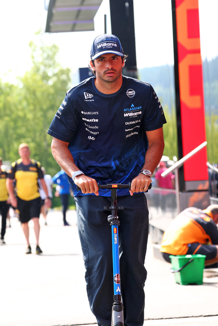 GP BELGIO, Carlos Sainz (ESP) Williams F1 Team.
17.07.2026. Formula 1 World Championship, Rd 10, Belgian Grand Prix, Spa Francorchamps, Belgium, Practice Day.
- www.xpbimages.com, EMail: requests@xpbimages.com © Copyright: Bearne / XPB Images