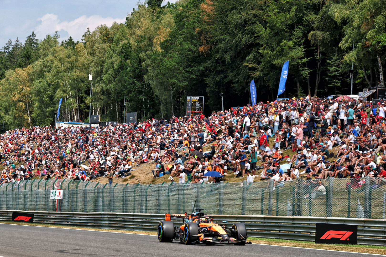 GP BELGIO, Oscar Piastri (AUS) McLaren F1 Team MCL40.
17.07.2026. Formula 1 World Championship, Rd 10, Belgian Grand Prix, Spa Francorchamps, Belgium, Practice Day.
- www.xpbimages.com, EMail: requests@xpbimages.com © Copyright: Bearne / XPB Images