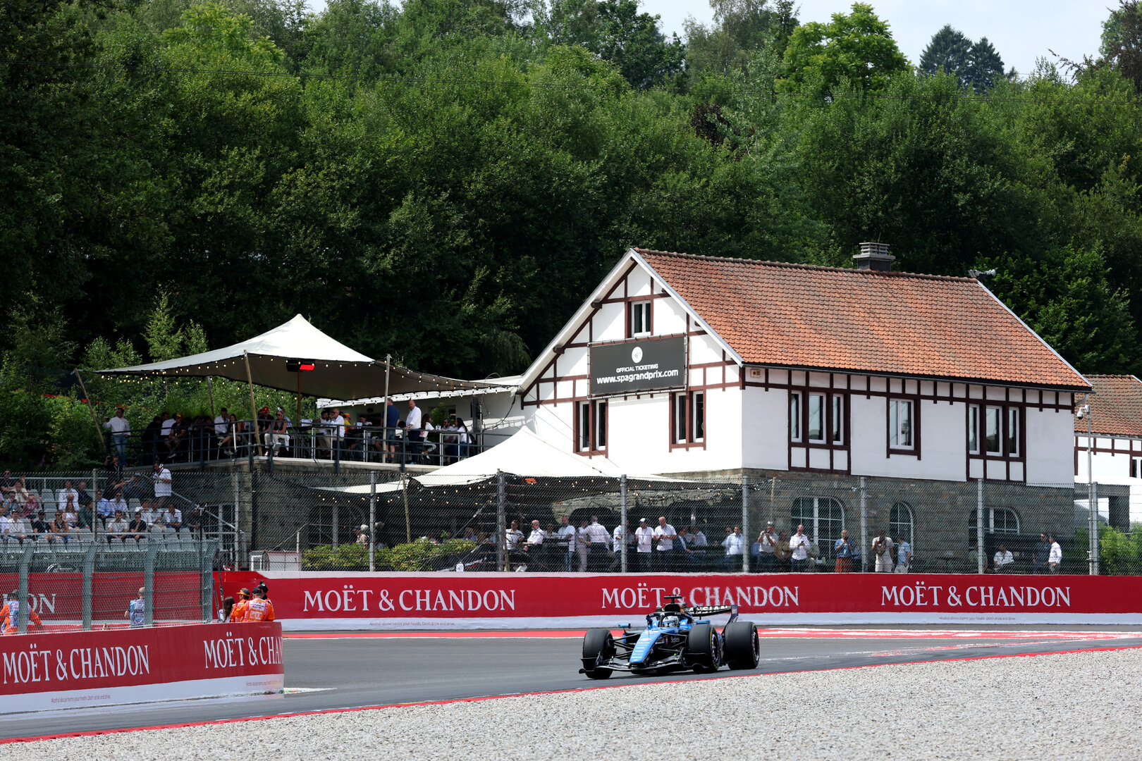 GP BELGIO, Alexander Albon (THA) Williams F1 Team FW48.
17.07.2026. Formula 1 World Championship, Rd 10, Belgian Grand Prix, Spa Francorchamps, Belgium, Practice Day.
- www.xpbimages.com, EMail: requests@xpbimages.com © Copyright: Charniaux / XPB Images