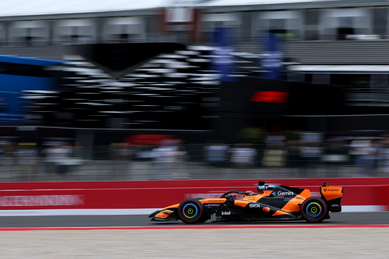 GP BELGIO, Oscar Piastri (AUS) McLaren F1 Team MCL40.
17.07.2026. Formula 1 World Championship, Rd 10, Belgian Grand Prix, Spa Francorchamps, Belgium, Practice Day.
- www.xpbimages.com, EMail: requests@xpbimages.com © Copyright: Charniaux / XPB Images