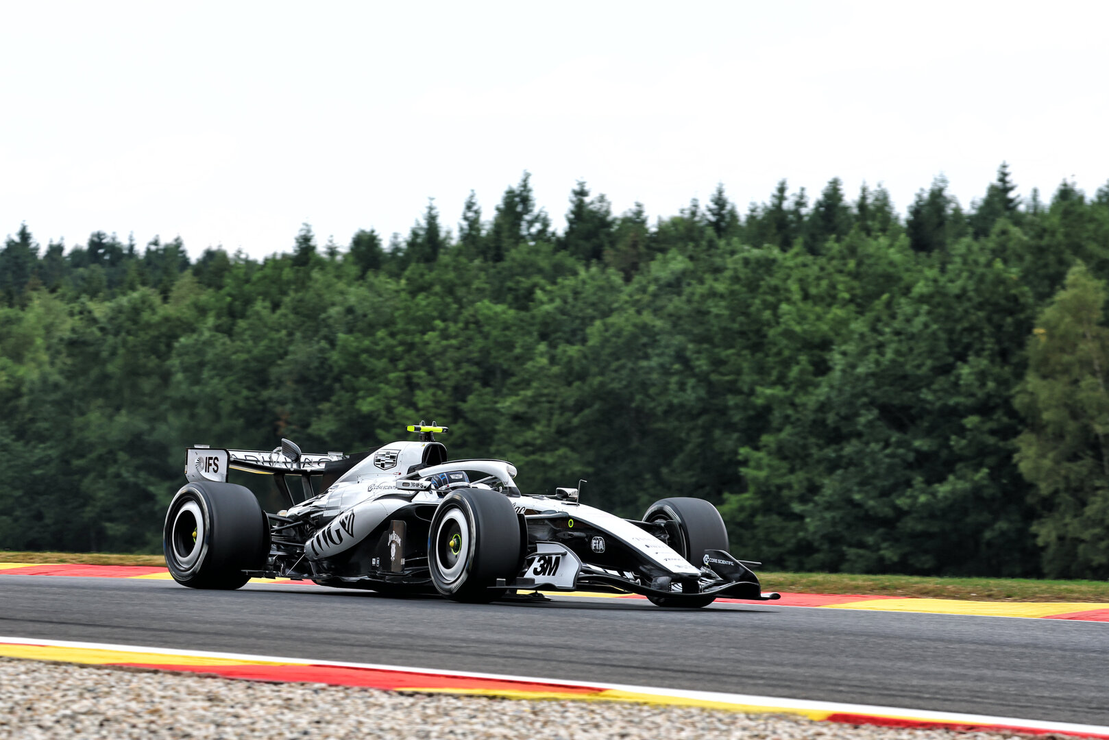 GP BELGIO, Valtteri Bottas (FIN) Cadillac Formula 1 Team MAC-26.
17.07.2026. Formula 1 World Championship, Rd 10, Belgian Grand Prix, Spa Francorchamps, Belgium, Practice Day.
- www.xpbimages.com, EMail: requests@xpbimages.com © Copyright: Bearne / XPB Images