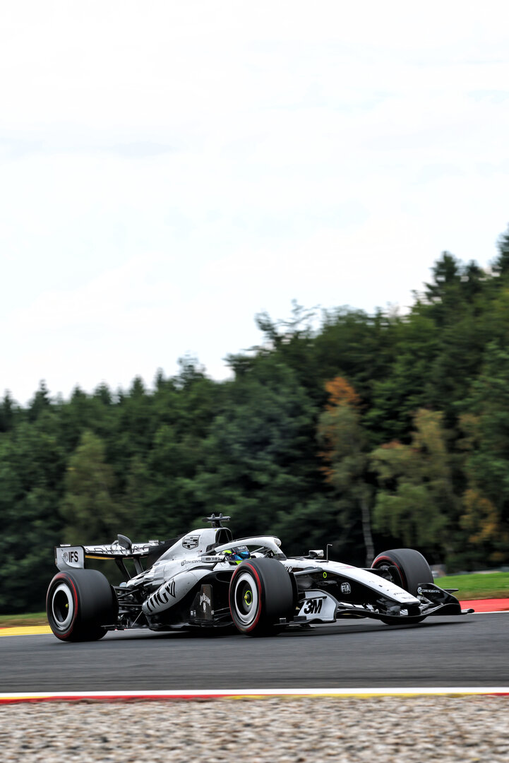 GP BELGIO, Sergio Perez (MEX) Cadillac Formula 1 Team MAC-26.
17.07.2026. Formula 1 World Championship, Rd 10, Belgian Grand Prix, Spa Francorchamps, Belgium, Practice Day.
- www.xpbimages.com, EMail: requests@xpbimages.com © Copyright: Bearne / XPB Images