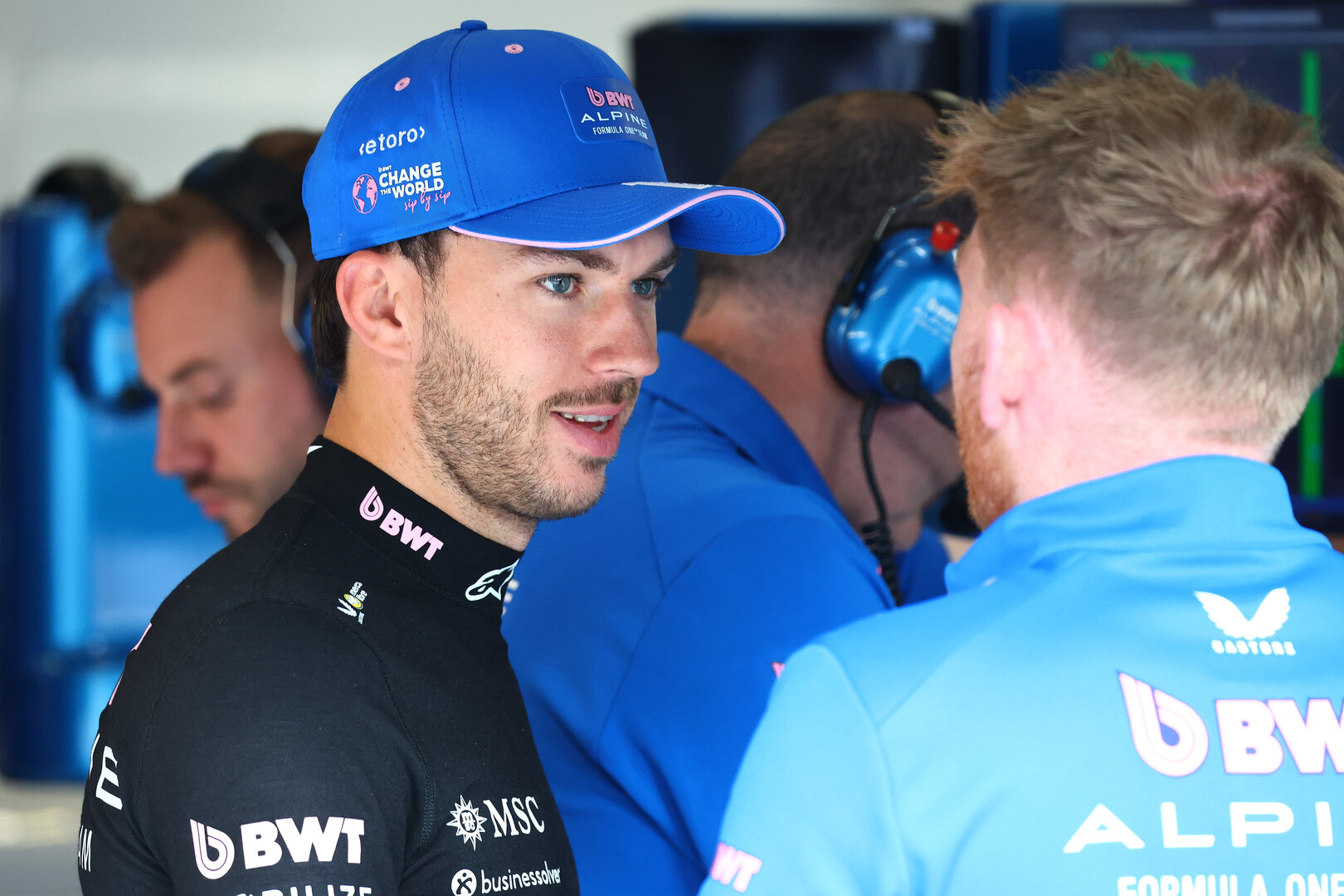GP BELGIO, (L to R): Pierre Gasly (FRA) Alpine F1 Team with Josh Peckett (GBR) Alpine F1 Team Gara Engineer.
17.07.2026. Formula 1 World Championship, Rd 10, Belgian Grand Prix, Spa Francorchamps, Belgium, Practice Day.
- www.xpbimages.com, EMail: requests@xpbimages.com © Copyright: Bearne / XPB Images