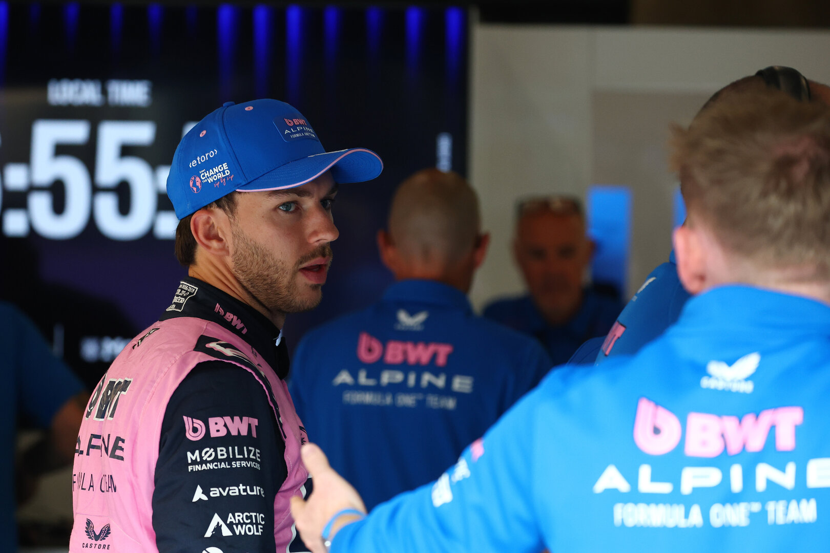 GP BELGIO, (L to R): Pierre Gasly (FRA) Alpine F1 Team with Josh Peckett (GBR) Alpine F1 Team Gara Engineer.
17.07.2026. Formula 1 World Championship, Rd 10, Belgian Grand Prix, Spa Francorchamps, Belgium, Practice Day.
- www.xpbimages.com, EMail: requests@xpbimages.com © Copyright: Bearne / XPB Images