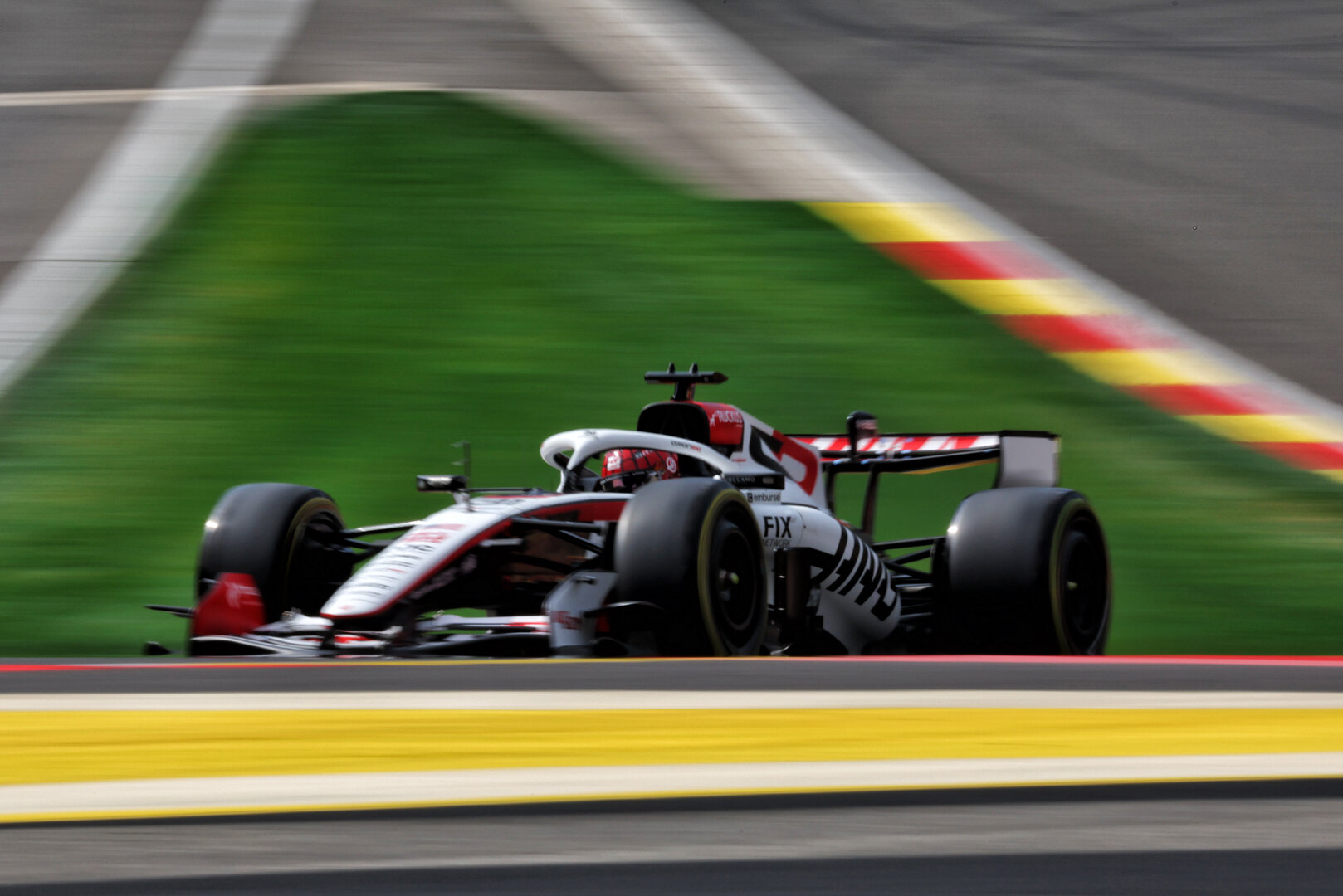 GP BELGIO, Esteban Ocon (FRA) Haas F1 Team VF-26.
17.07.2026. Formula 1 World Championship, Rd 10, Belgian Grand Prix, Spa Francorchamps, Belgium, Practice Day.
 - www.xpbimages.com, EMail: requests@xpbimages.com © Copyright: Patching / XPB Images