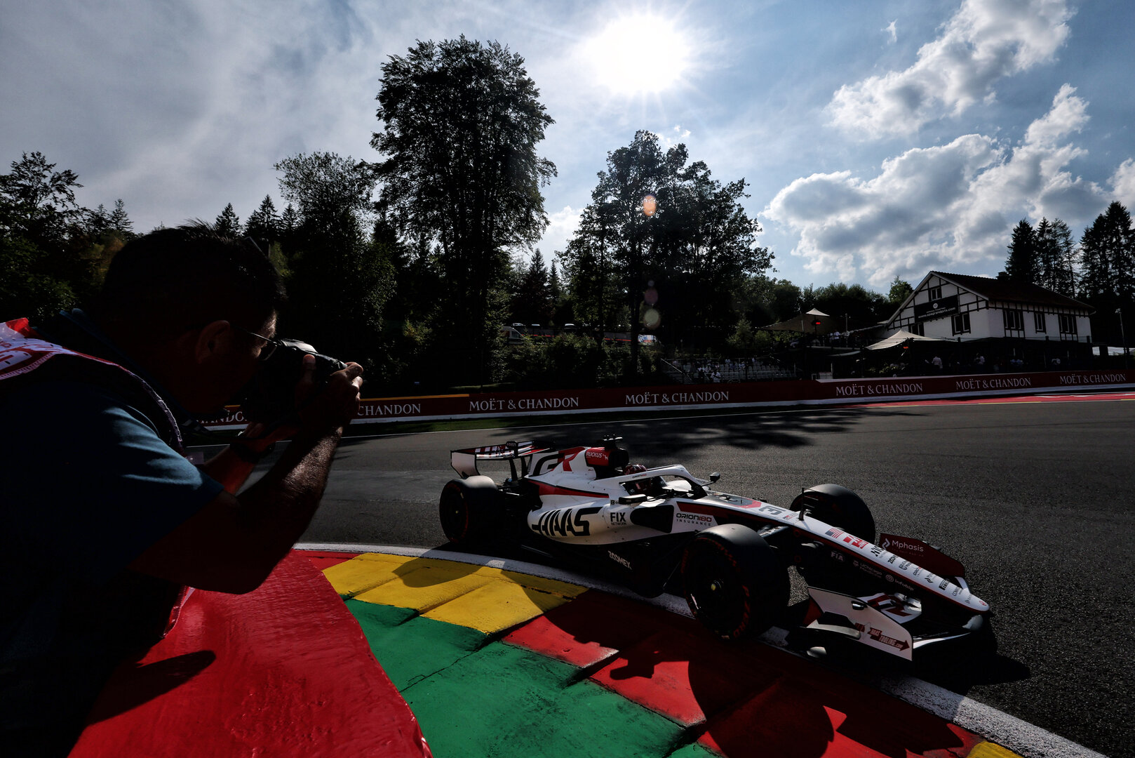 GP BELGIO, Esteban Ocon (FRA) Haas F1 Team VF-26.
17.07.2026. Formula 1 World Championship, Rd 10, Belgian Grand Prix, Spa Francorchamps, Belgium, Practice Day.
- www.xpbimages.com, EMail: requests@xpbimages.com © Copyright: Bearne / XPB Images
