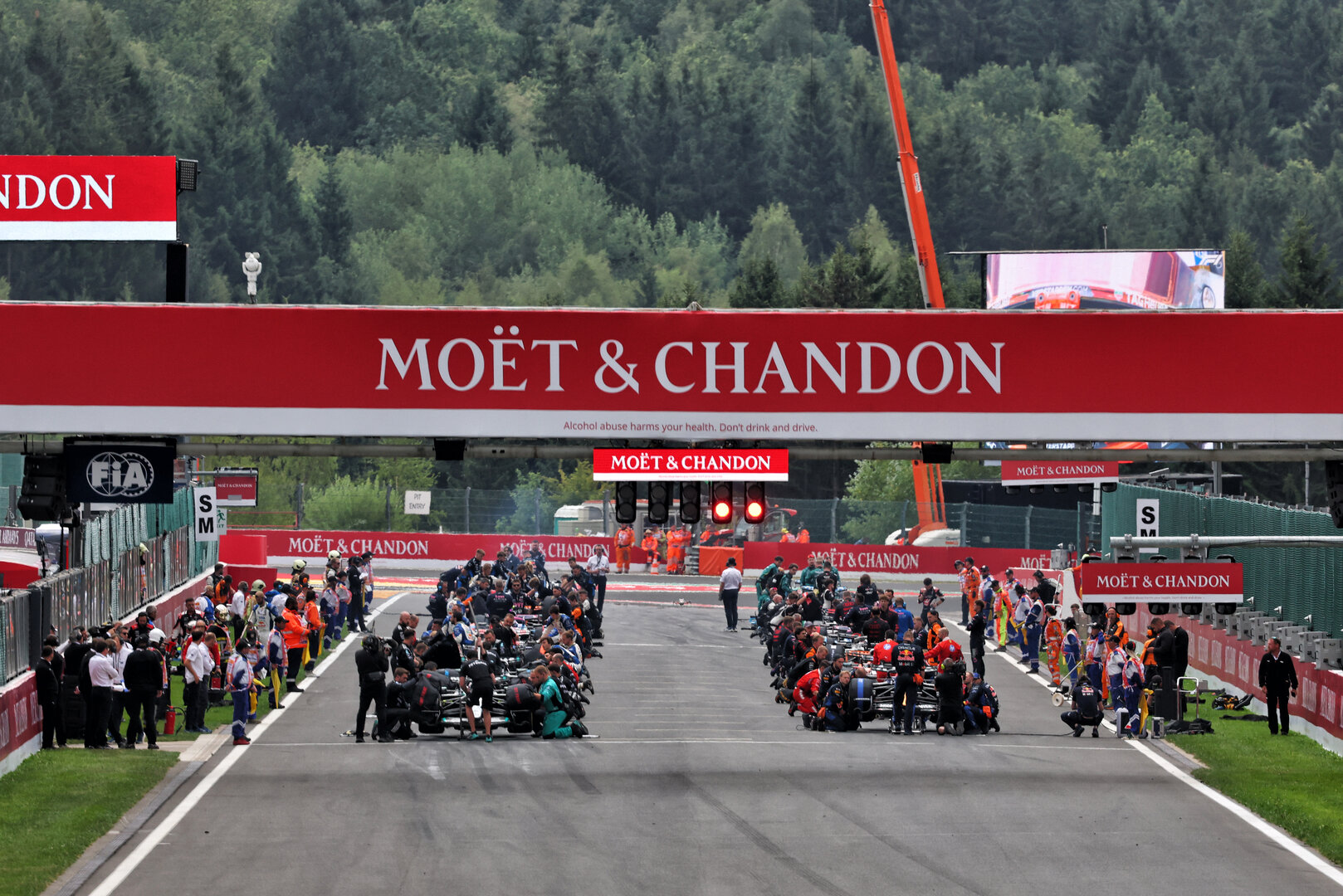 GP BELGIO, The grid before the partenza of the race.
19.07.2026. Formula 1 World Championship, Rd 10, Belgian Grand Prix, Spa Francorchamps, Belgium, Gara Day.
- www.xpbimages.com, EMail: requests@xpbimages.com © Copyright: Bearne / XPB Images