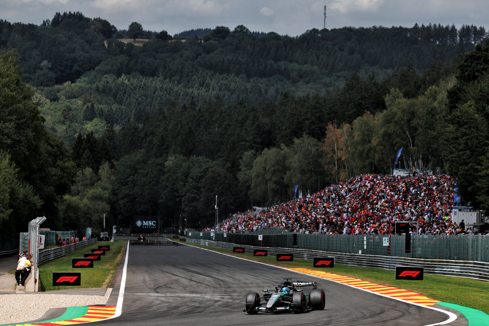 GP BELGIO, George Russell (GBR) Mercedes AMG Formula One Team W17.
19.07.2026. Formula 1 World Championship, Rd 10, Belgian Grand Prix, Spa Francorchamps, Belgium, Gara Day.
- www.xpbimages.com, EMail: requests@xpbimages.com © Copyright: Patching / XPB Images