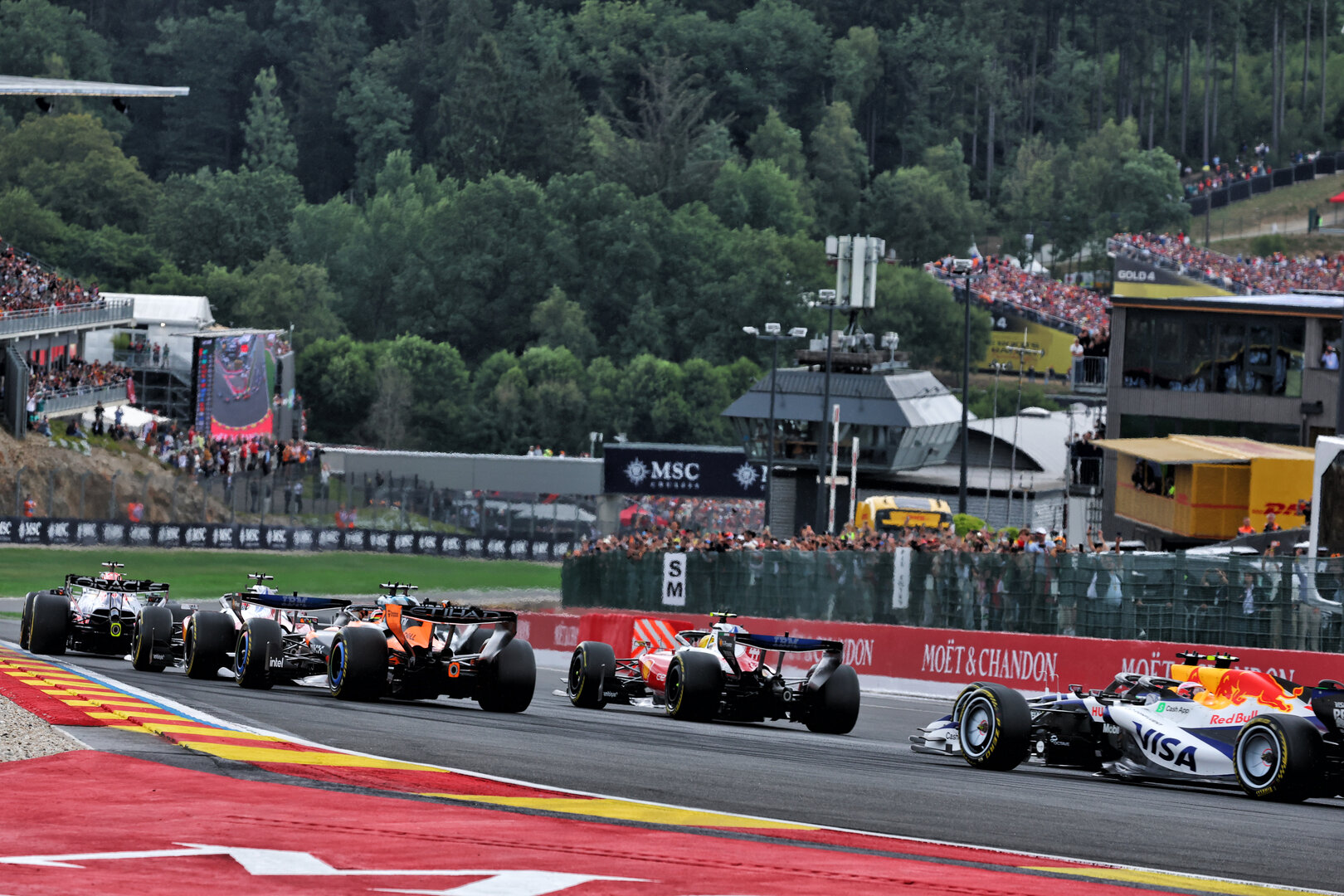GP BELGIO, Liam Lawson (NZL) Racing Bulls Formula One Team VCARB 03 at the partenza of the race.
19.07.2026. Formula 1 World Championship, Rd 10, Belgian Grand Prix, Spa Francorchamps, Belgium, Gara Day.
- www.xpbimages.com, EMail: requests@xpbimages.com © Copyright: Bearne / XPB Images