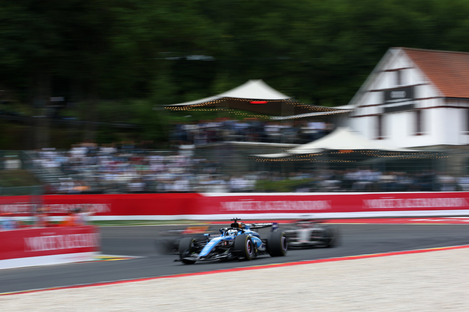 GP BELGIO, Alexander Albon (THA) Williams F1 Team FW48.
19.07.2026. Formula 1 World Championship, Rd 10, Belgian Grand Prix, Spa Francorchamps, Belgium, Gara Day.
- www.xpbimages.com, EMail: requests@xpbimages.com © Copyright: Bearne / XPB Images