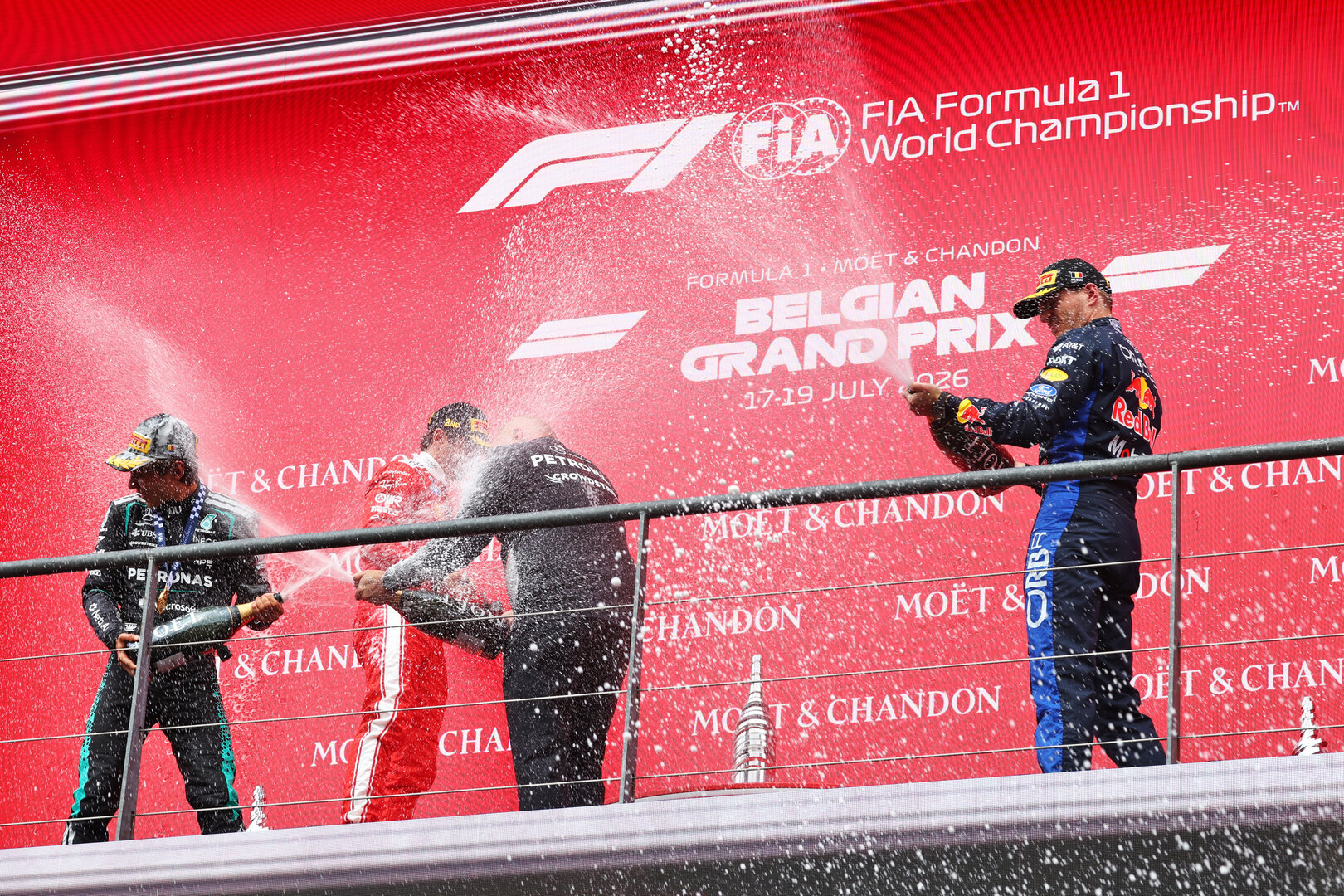 GP BELGIO, The podium: Charles Leclerc (MON) Ferrari, second; Andrea Kimi Antonelli (ITA) Mercedes AMG Formula One Team, vincitore; Max Verstappen (NLD) Red Bull Racing, third; Tom Batch (GBR) Mercedes AMG F1 Formula One Team Operations Director.
19.07.2026. Formula 1 World Championship, Rd 10, Belgian Grand Prix, Spa Francorchamps, Belgium, Gara Day.
- www.xpbimages.com, EMail: requests@xpbimages.com © Copyright: Patching / XPB Images