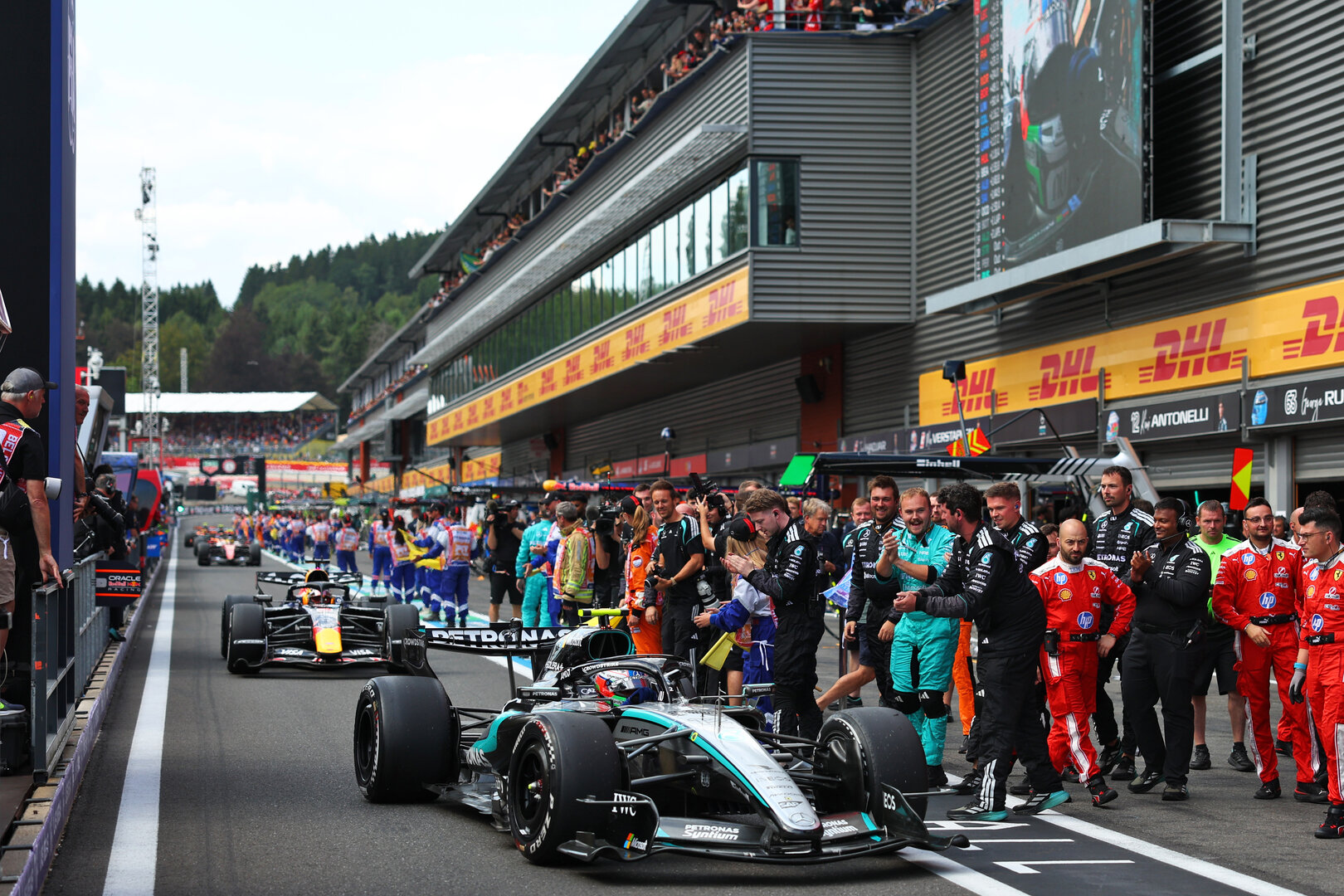 GP BELGIO, Gara winner Andrea Kimi Antonelli (ITA) Mercedes AMG Formula One Team W17 enters parc ferme at the end of the race.
19.07.2026. Formula 1 World Championship, Rd 10, Belgian Grand Prix, Spa Francorchamps, Belgium, Gara Day.
- www.xpbimages.com, EMail: requests@xpbimages.com © Copyright: Patching / XPB Images