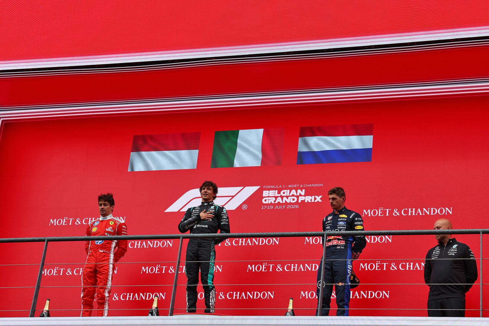 GP BELGIO, The podium (L to R): Charles Leclerc (MON) Ferrari, second; Andrea Kimi Antonelli (ITA) Mercedes AMG Formula One Team, vincitore; Max Verstappen (NLD) Red Bull Racing, third; Tom Batch (GBR) Mercedes AMG F1 Formula One Team Operations Director.
19.07.2026. Formula 1 World Championship, Rd 10, Belgian Grand Prix, Spa Francorchamps, Belgium, Gara Day.
 - www.xpbimages.com, EMail: requests@xpbimages.com © Copyright: Patching / XPB Images