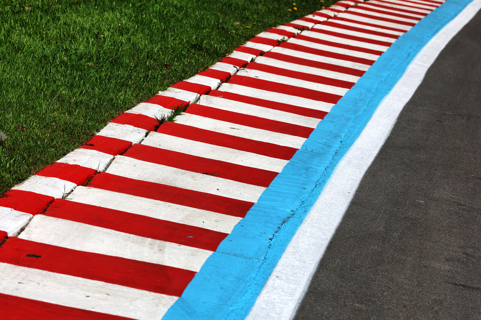 GP CANADA, Circuit Atmosfera - kerb detail.
21.05.2026. Formula 1 World Championship, Rd 5, Canadian Grand Prix, Montreal, Canada, Preparation Day.
- www.xpbimages.com, EMail: requests@xpbimages.com © Copyright: Moy / XPB Images