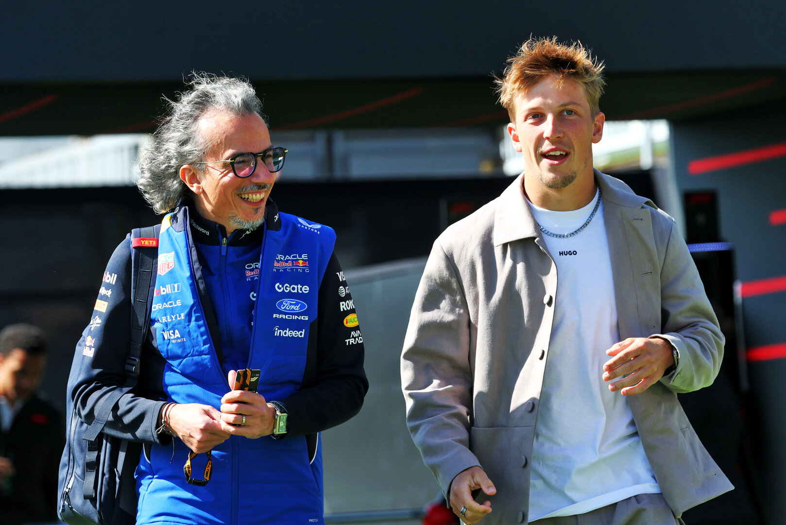 GP CANADA, (L to R): Laurent Mekies (FRA) Red Bull Racing Team Principal e CEO with Liam Lawson (NZL) Racing Bulls Formula One Team.
21.05.2026. Formula 1 World Championship, Rd 5, Canadian Grand Prix, Montreal, Canada, Preparation Day.
- www.xpbimages.com, EMail: requests@xpbimages.com © Copyright: Bearne / XPB Images