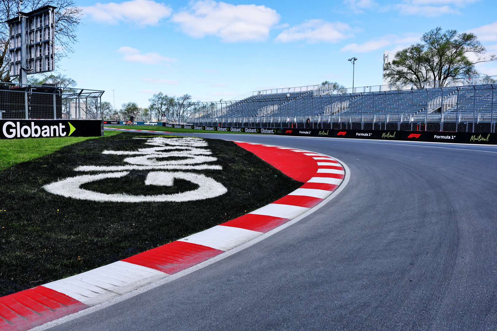 GP CANADA, Circuit Atmosfera - track detail.
21.05.2026. Formula 1 World Championship, Rd 5, Canadian Grand Prix, Montreal, Canada, Preparation Day.
- www.xpbimages.com, EMail: requests@xpbimages.com © Copyright: Moy / XPB Images