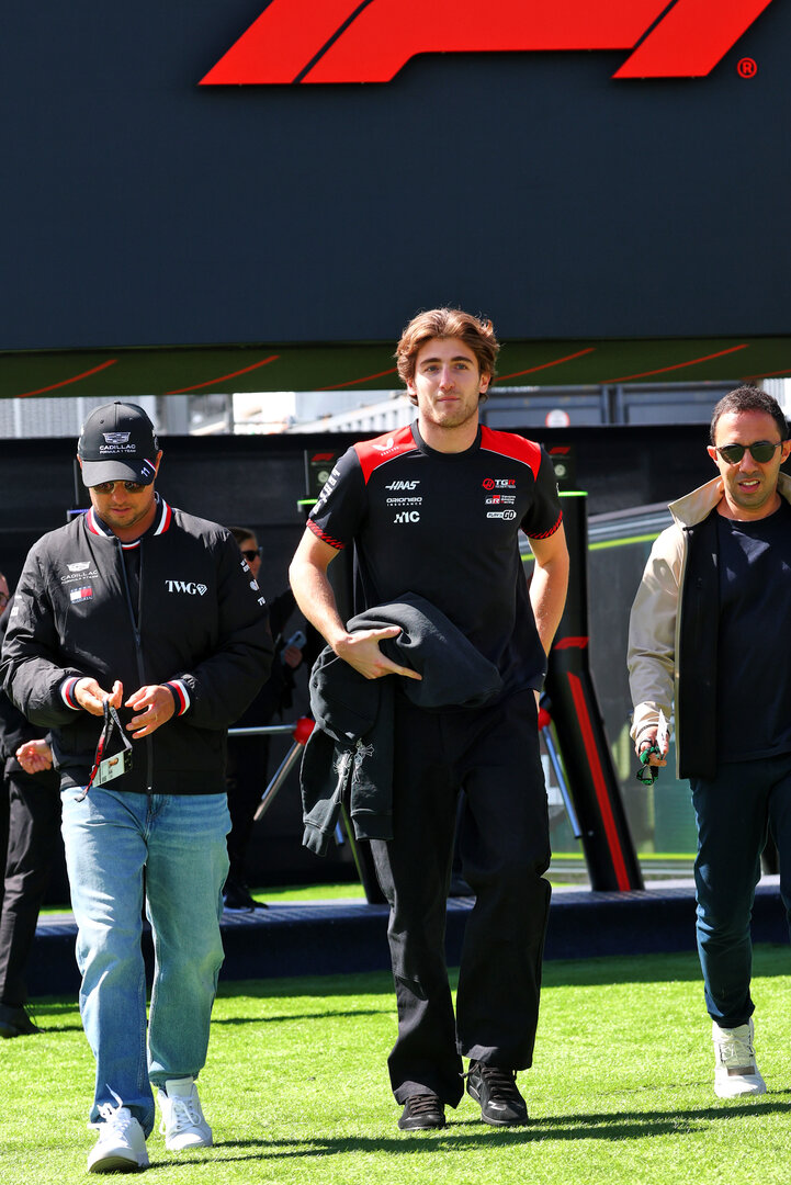 GP CANADA, (L to R): Sergio Perez (MEX) Cadillac Formula 1 Team with Jack Doohan (AUS) Haas F1 Team Reserve Driver.
21.05.2026. Formula 1 World Championship, Rd 5, Canadian Grand Prix, Montreal, Canada, Preparation Day.
- www.xpbimages.com, EMail: requests@xpbimages.com © Copyright: Bearne / XPB Images