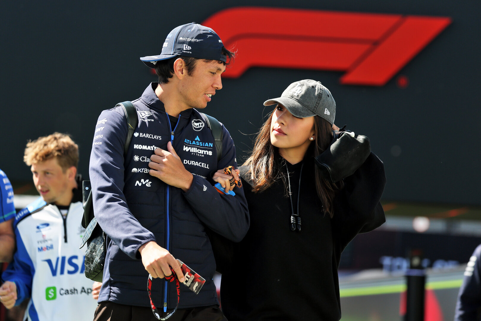 GP CANADA, (L to R): Alexander Albon (THA) Williams F1 Team with Domenica Muni Lily He (CHN) Professional Golfer.
22.05.2026. Formula 1 World Championship, Rd 5, Canadian Grand Prix, Montreal, Canada, Sprint Qualifiche Day.
- www.xpbimages.com, EMail: requests@xpbimages.com © Copyright: Moy / XPB Images