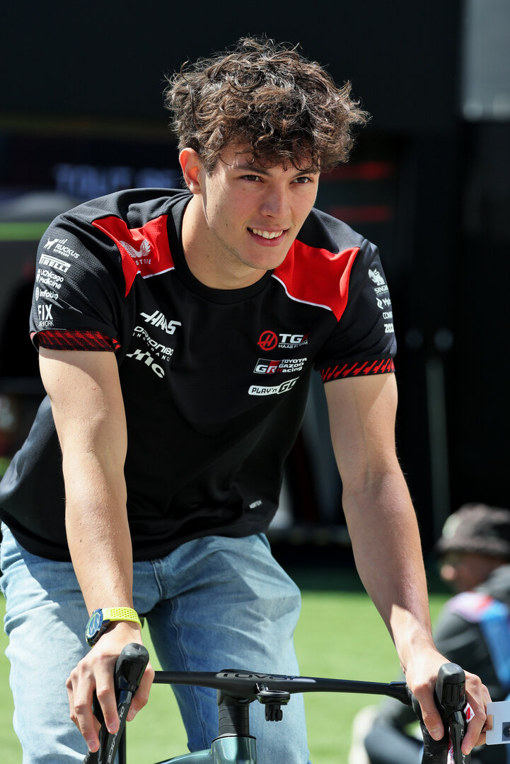 GP CANADA, Oliver Bearman (GBR) Haas F1 Team.
22.05.2026. Formula 1 World Championship, Rd 5, Canadian Grand Prix, Montreal, Canada, Sprint Qualifiche Day.
- www.xpbimages.com, EMail: requests@xpbimages.com © Copyright: Moy / XPB Images