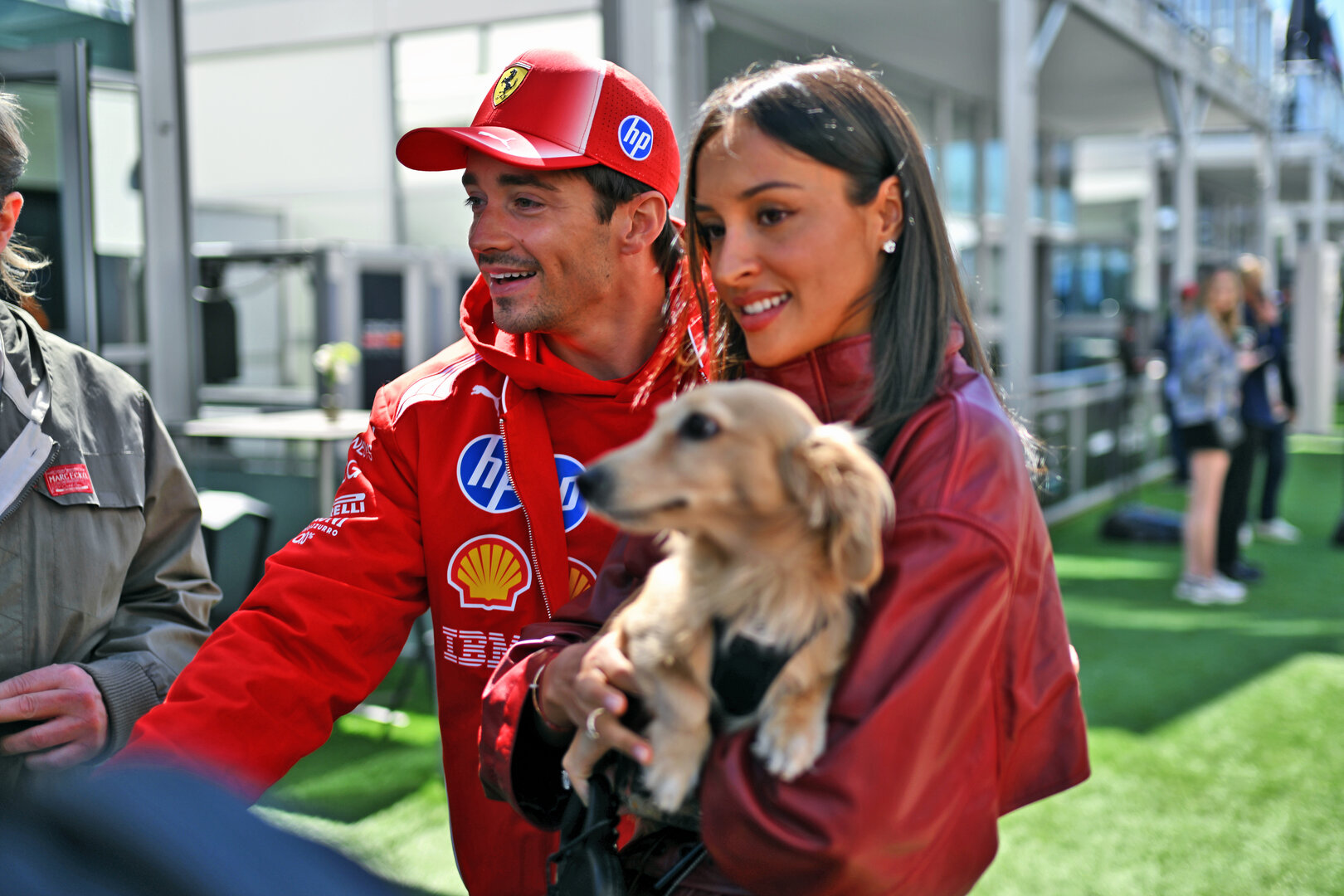 GP CANADA, Charles Leclerc (MON) Ferrari with sua moglie Alexandra Leclerc (ITA).
22.05.2026. Formula 1 World Championship, Rd 5, Canadian Grand Prix, Montreal, Canada, Sprint Qualifiche Day.
- www.xpbimages.com, EMail: requests@xpbimages.com © Copyright: Price / XPB Images