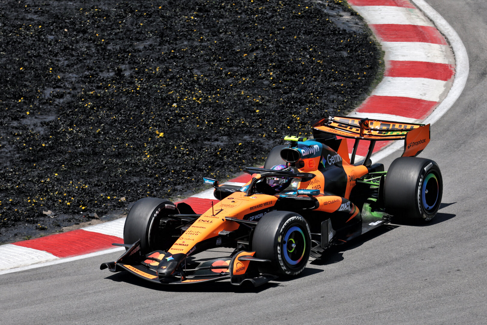 GP CANADA, Lando Norris (GBR) McLaren F1 Team MCL40.
22.05.2026. Formula 1 World Championship, Rd 5, Canadian Grand Prix, Montreal, Canada, Sprint Qualifiche Day.
- www.xpbimages.com, EMail: requests@xpbimages.com © Copyright: Moy / XPB Images