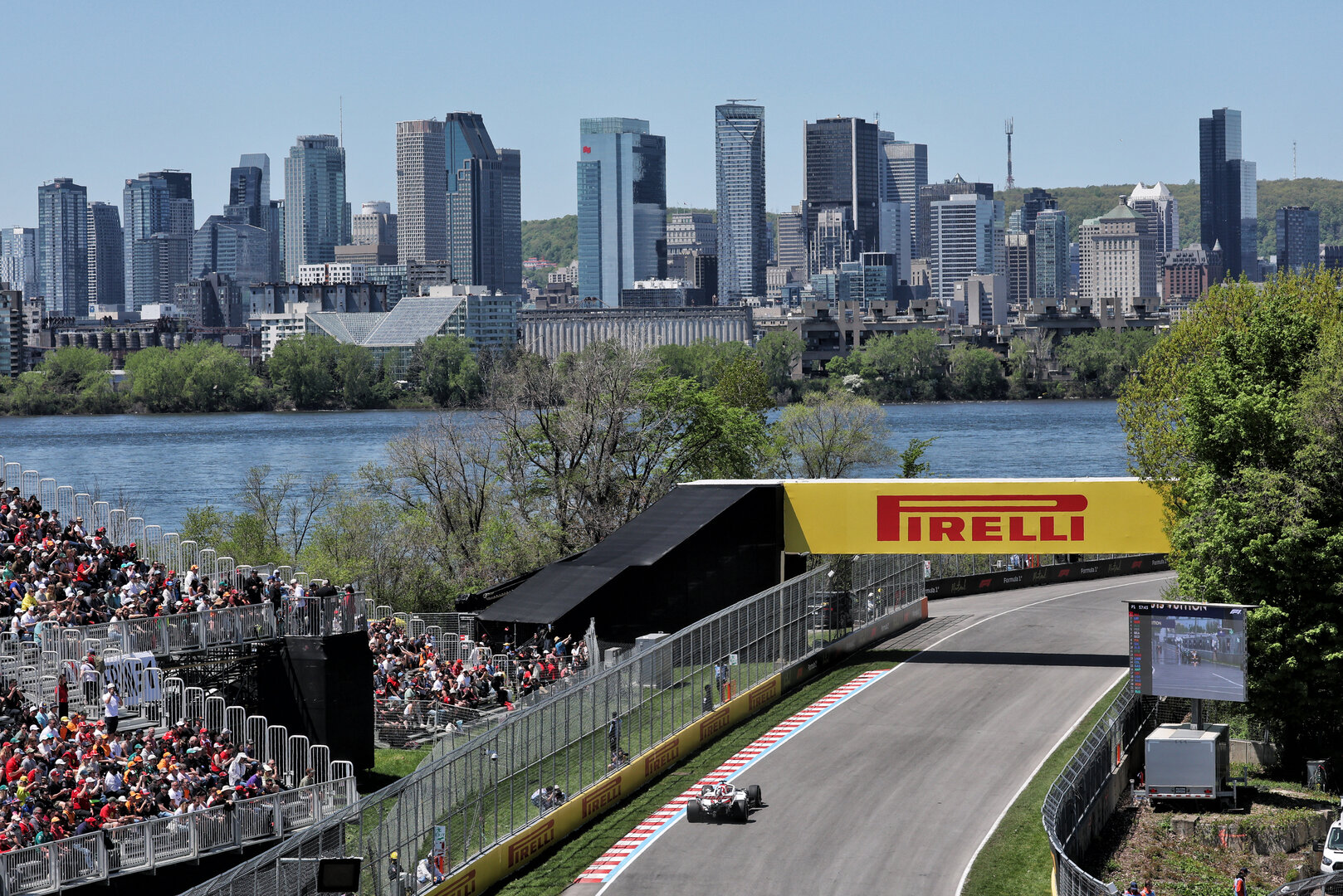 GP CANADA, Esteban Ocon (FRA) Haas F1 Team VF-26.
22.05.2026. Formula 1 World Championship, Rd 5, Canadian Grand Prix, Montreal, Canada, Sprint Qualifiche Day.
- www.xpbimages.com, EMail: requests@xpbimages.com © Copyright: Moy / XPB Images