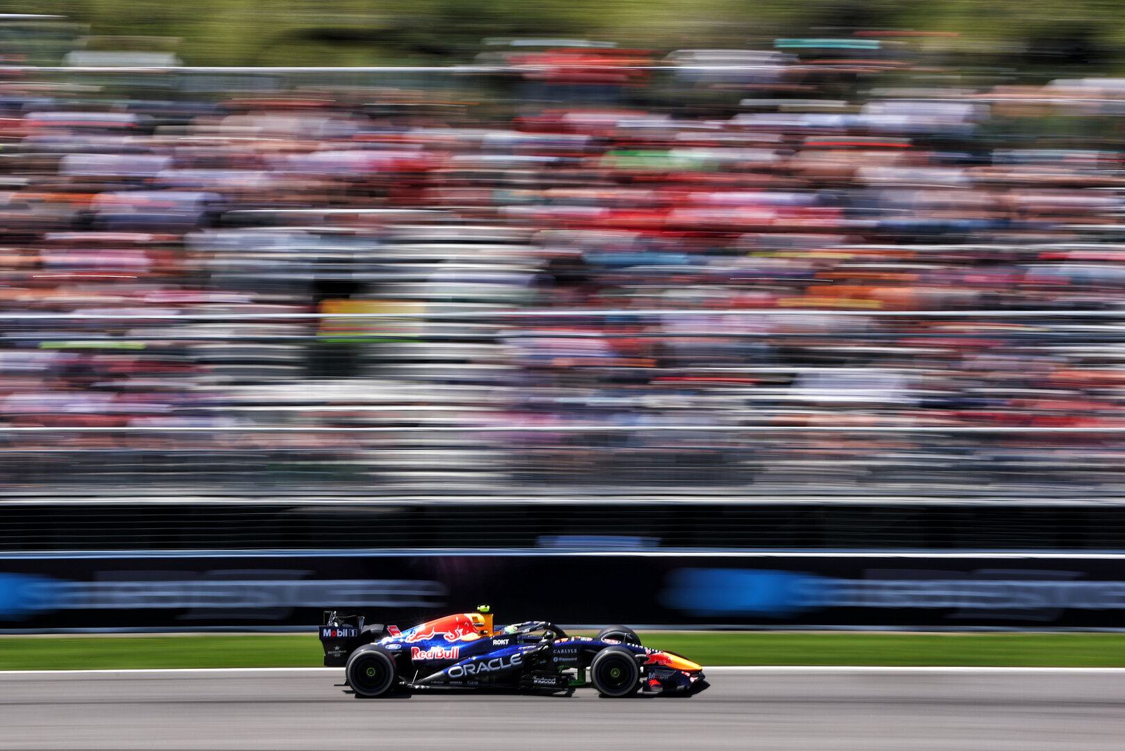 GP CANADA, Isack Hadjar (FRA) Red Bull Racing RB22.
22.05.2026. Formula 1 World Championship, Rd 5, Canadian Grand Prix, Montreal, Canada, Sprint Qualifiche Day.
- www.xpbimages.com, EMail: requests@xpbimages.com © Copyright: Bearne / XPB Images