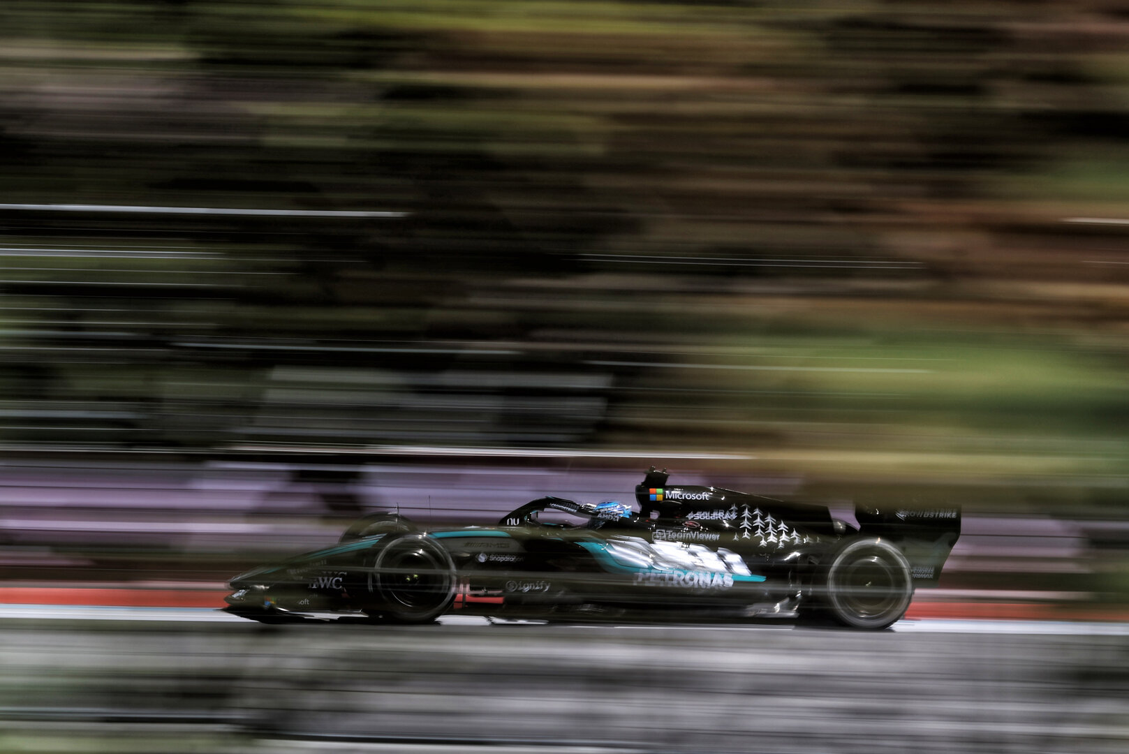 GP CANADA, George Russell (GBR) Mercedes AMG Formula One Team W17.
22.05.2026. Formula 1 World Championship, Rd 5, Canadian Grand Prix, Montreal, Canada, Sprint Qualifiche Day.
- www.xpbimages.com, EMail: requests@xpbimages.com © Copyright: Dunbar / XPB Images
