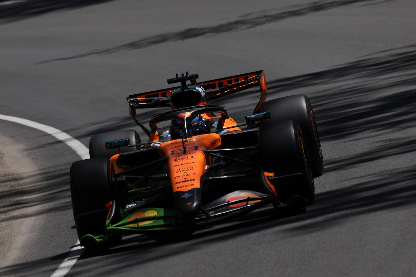 GP CANADA, Oscar Piastri (AUS) McLaren F1 Team MCL40.
22.05.2026. Formula 1 World Championship, Rd 5, Canadian Grand Prix, Montreal, Canada, Sprint Qualifiche Day.
- www.xpbimages.com, EMail: requests@xpbimages.com © Copyright: Dunbar / XPB Images