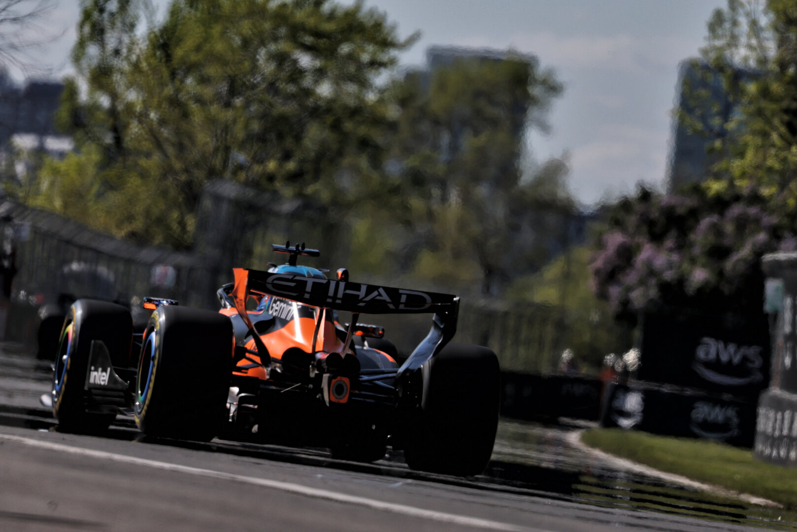 GP CANADA, Oscar Piastri (AUS) McLaren F1 Team MCL40.
22.05.2026. Formula 1 World Championship, Rd 5, Canadian Grand Prix, Montreal, Canada, Sprint Qualifiche Day.
- www.xpbimages.com, EMail: requests@xpbimages.com © Copyright: Charniaux / XPB Images