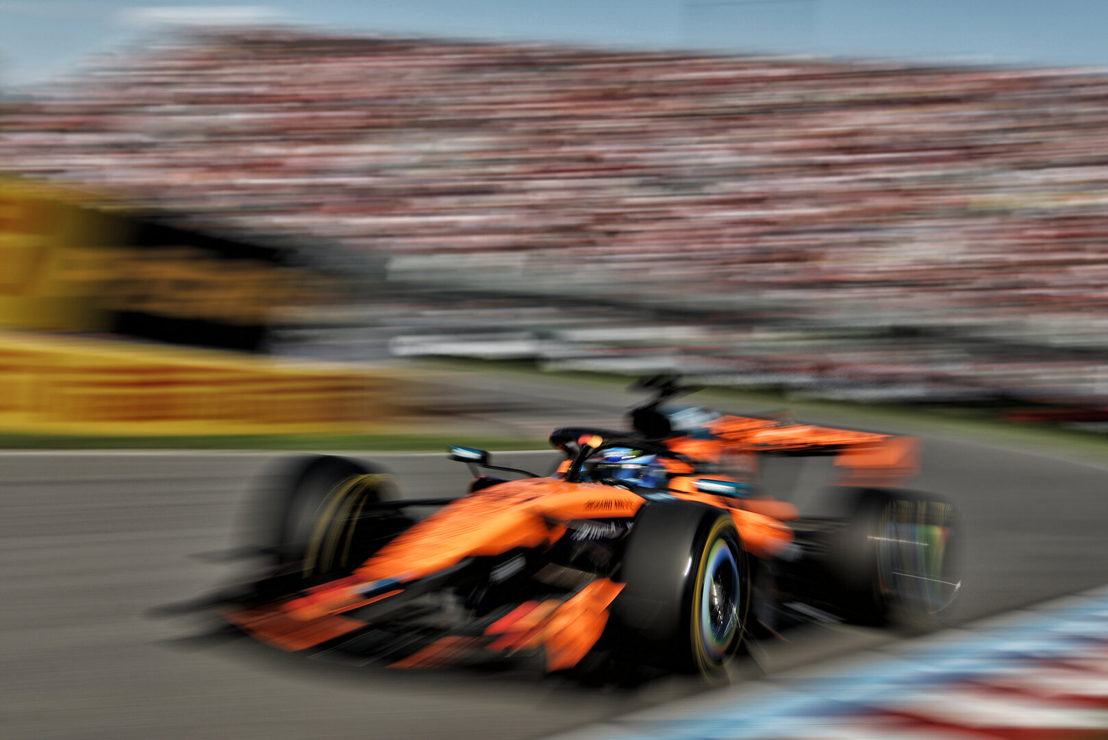 GP CANADA, Oscar Piastri (AUS) McLaren F1 Team MCL40.
22.05.2026. Formula 1 World Championship, Rd 5, Canadian Grand Prix, Montreal, Canada, Sprint Qualifiche Day.
 - www.xpbimages.com, EMail: requests@xpbimages.com © Copyright: Dunbar / XPB Images