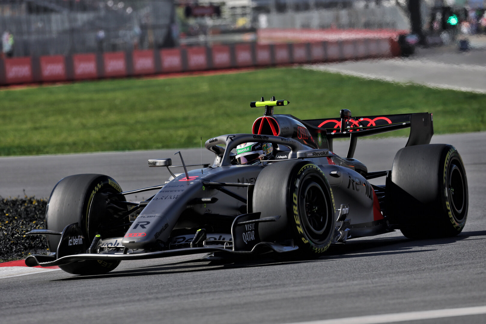 GP CANADA, Gabriel Bortoleto (BRA) Audi F1 Team R26.
22.05.2026. Formula 1 World Championship, Rd 5, Canadian Grand Prix, Montreal, Canada, Sprint Qualifiche Day.
- www.xpbimages.com, EMail: requests@xpbimages.com © Copyright: Moy / XPB Images