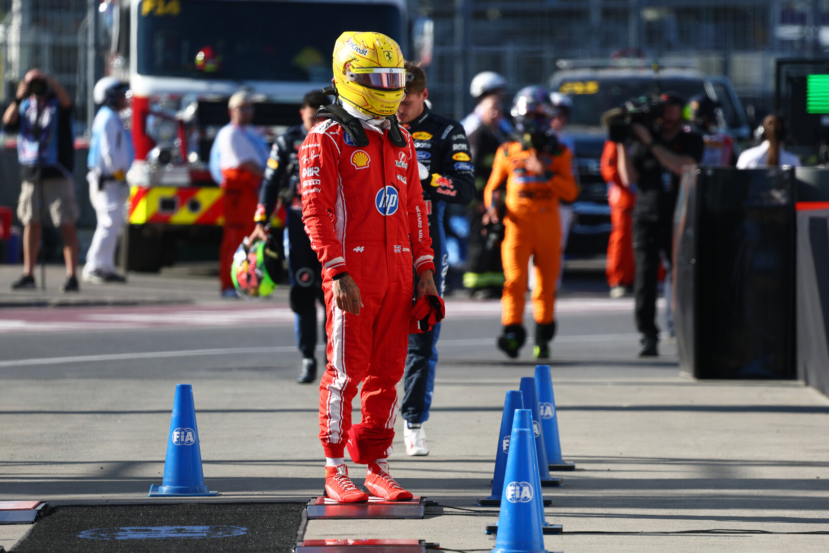 GP CANADA, Lewis Hamilton (GBR) Ferrari in Sprint qualifying parc ferme.
22.05.2026. Formula 1 World Championship, Rd 5, Canadian Grand Prix, Montreal, Canada, Sprint Qualifiche Day.
- www.xpbimages.com, EMail: requests@xpbimages.com © Copyright: Bearne / XPB Images