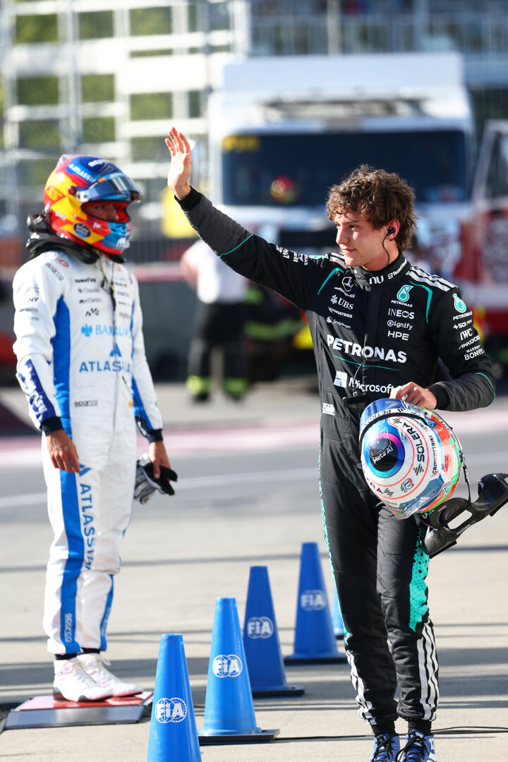 GP CANADA, Andrea Kimi Antonelli (ITA) Mercedes AMG Formula One Team in Sprint qualifying parc ferme.
22.05.2026. Formula 1 World Championship, Rd 5, Canadian Grand Prix, Montreal, Canada, Sprint Qualifiche Day.
- www.xpbimages.com, EMail: requests@xpbimages.com © Copyright: Bearne / XPB Images