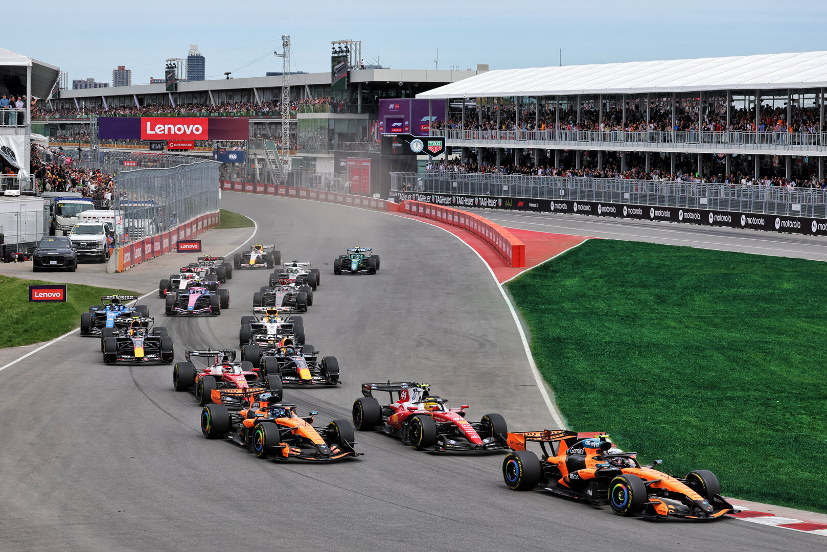 GP CANADA, Lando Norris (GBR) McLaren F1 Team MCL40 at the partenza of Sprint.
23.05.2026. Formula 1 World Championship, Rd 5, Canadian Grand Prix, Montreal, Canada, Sprint e Qualifiche Day.
- www.xpbimages.com, EMail: requests@xpbimages.com © Copyright: Moy / XPB Images