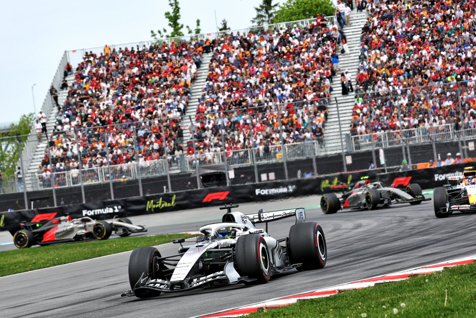 GP CANADA, Sergio Perez (MEX) Cadillac Formula 1 Team MAC-26.
23.05.2026. Formula 1 World Championship, Rd 5, Canadian Grand Prix, Montreal, Canada, Sprint e Qualifiche Day.
- www.xpbimages.com, EMail: requests@xpbimages.com © Copyright: Bearne / XPB Images