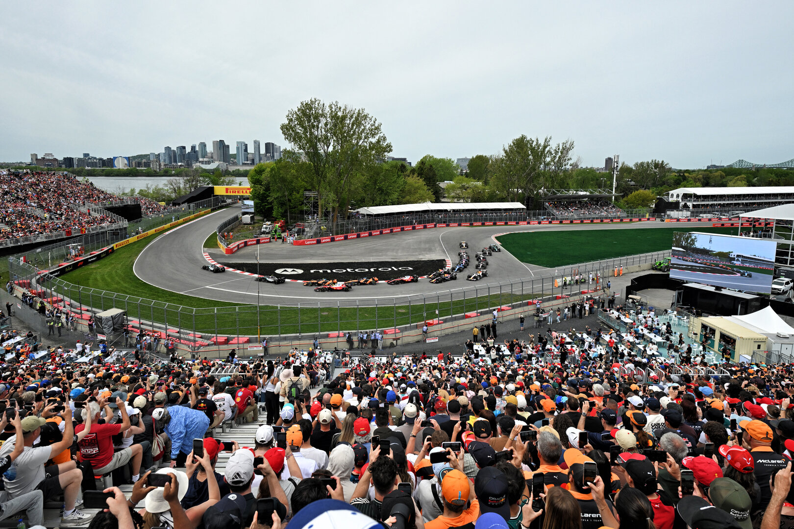 GP CANADA, George Russell (GBR) Mercedes AMG Formula One Team W17 davanti a at the partenza of Sprint.
23.05.2026. Formula 1 World Championship, Rd 5, Canadian Grand Prix, Montreal, Canada, Sprint e Qualifiche Day.
- www.xpbimages.com, EMail: requests@xpbimages.com © Copyright: Price / XPB Images